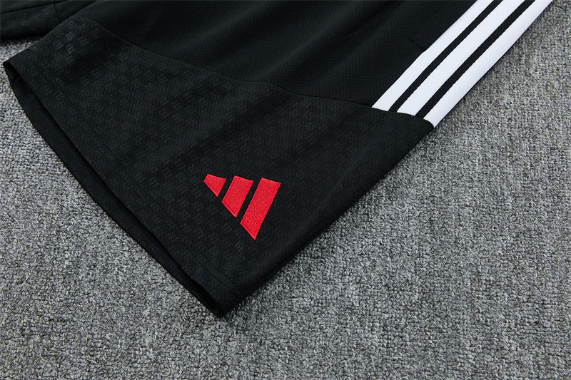 2627 Liverpool short sleeve Training Kit