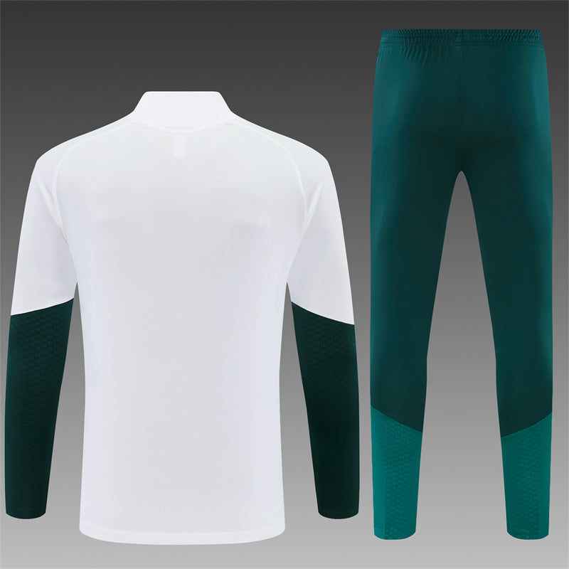 26 27 Real Madrid Tracksuit 7
