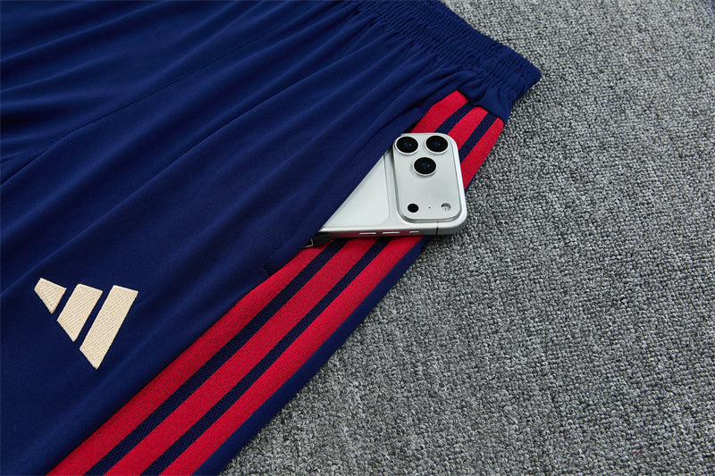26 27 Arsenal Tracksuit 2