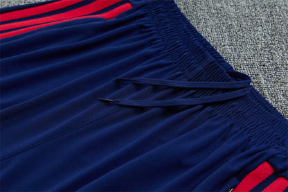 26 27 Arsenal Tracksuit 2