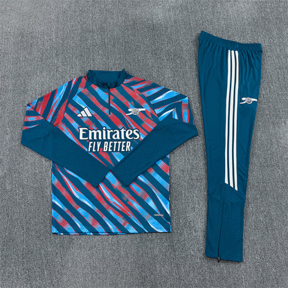26 27 Arsenal Tracksuit