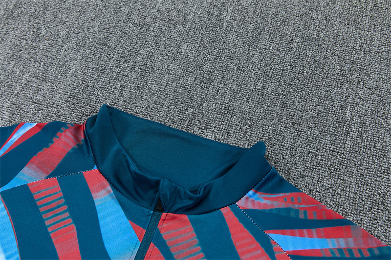 26 27 Arsenal Tracksuit