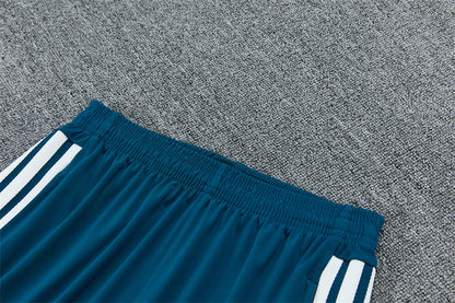 26 27 Arsenal Tracksuit