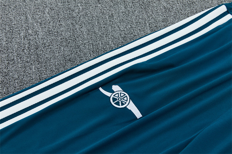 26 27 Arsenal Tracksuit