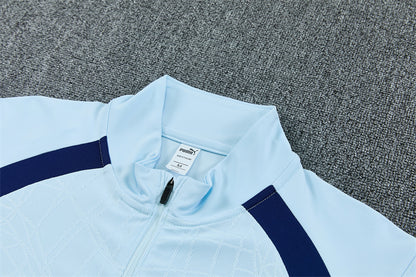 26 27 Manchester City Tracksuit