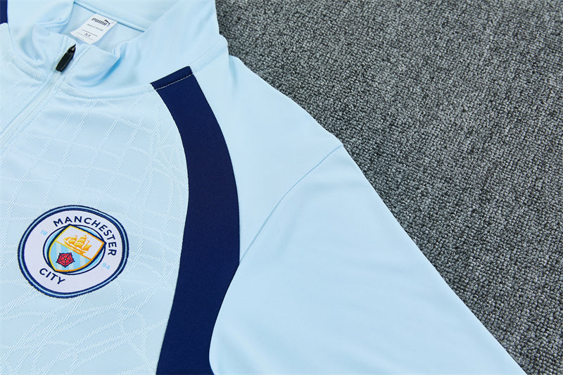 26 27 Manchester City Tracksuit