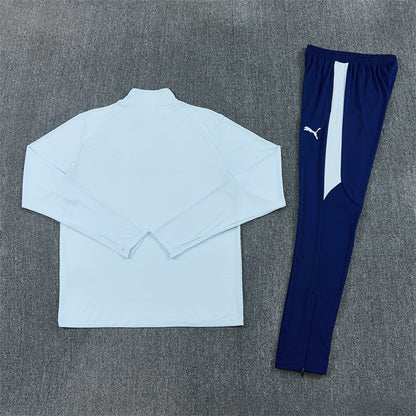 26 27 Manchester City Tracksuit