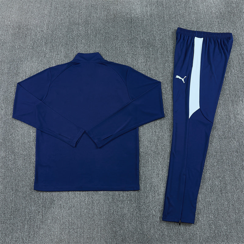 26 27 Manchester City Tracksuit