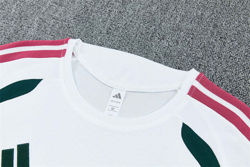 2627   Real Madrid short sleeve Training Kit
