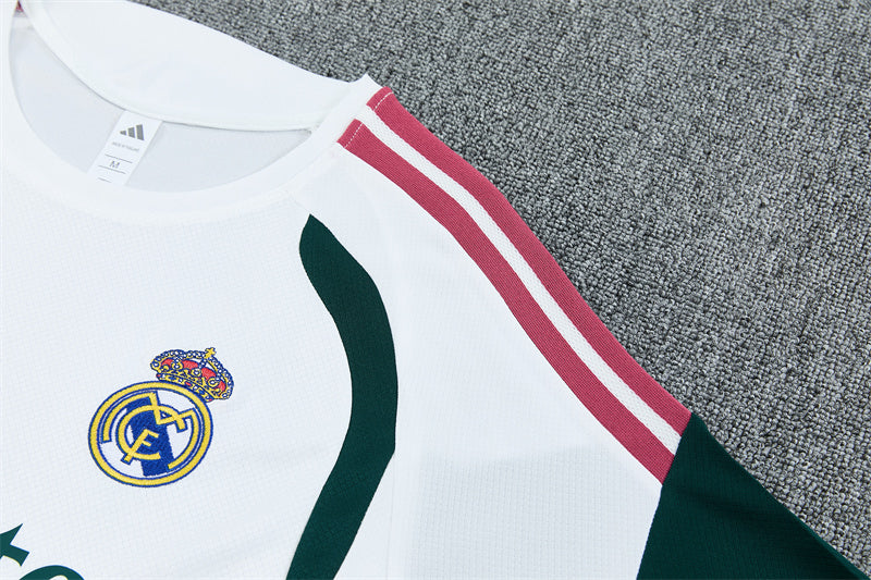 2627   Real Madrid short sleeve Training Kit