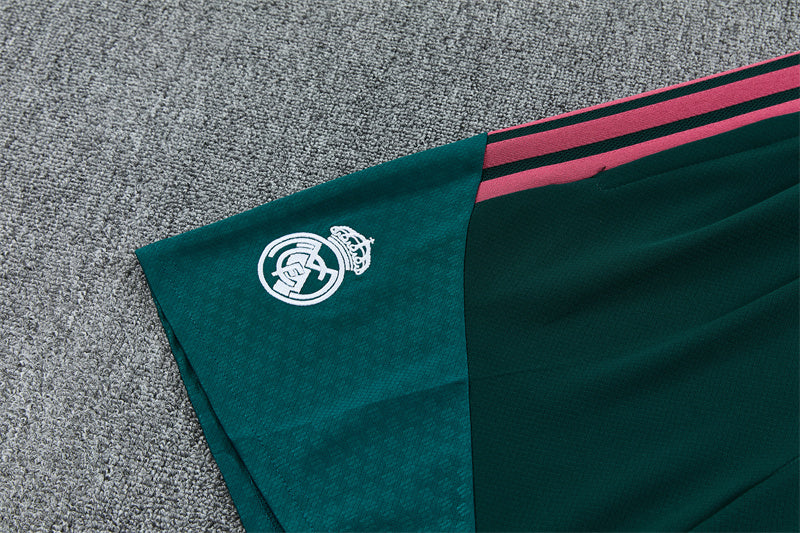 2627   Real Madrid short sleeve Training Kit