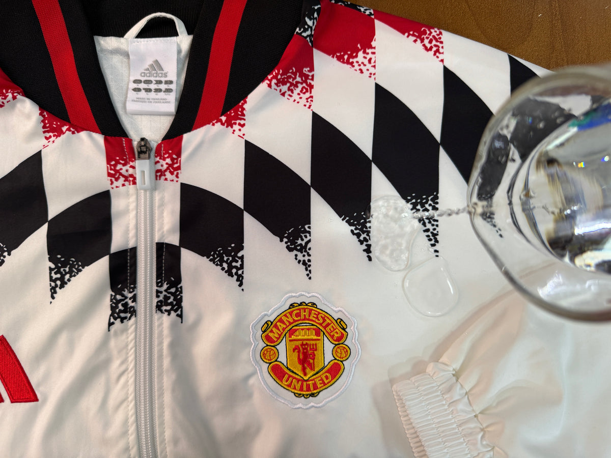 Manchester United  Windbreaker