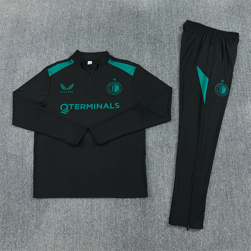 26 27 Feyenoord Tracksuit