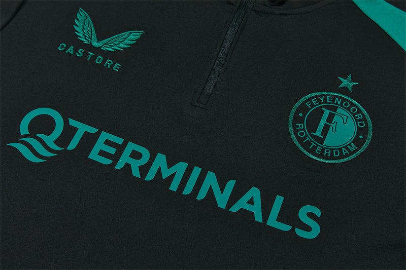 26 27 Feyenoord Tracksuit