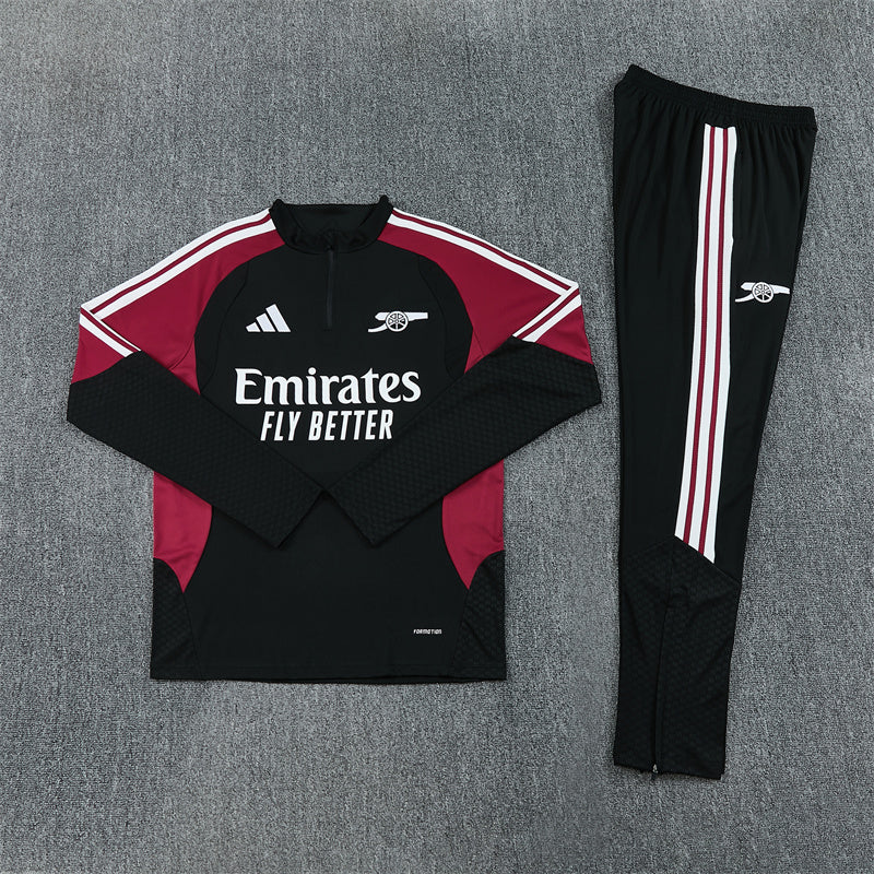 26 27 Arsenal Tracksuit