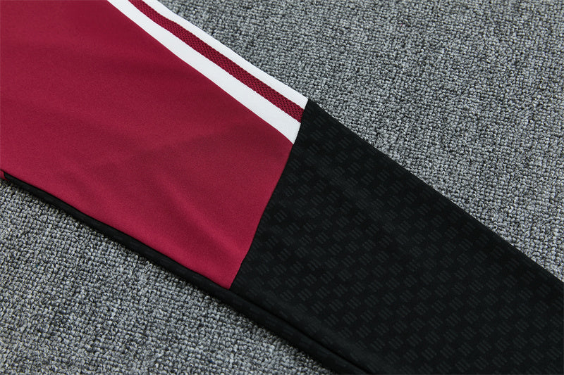 26 27 Arsenal Tracksuit
