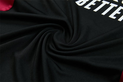 26 27 Arsenal Tracksuit