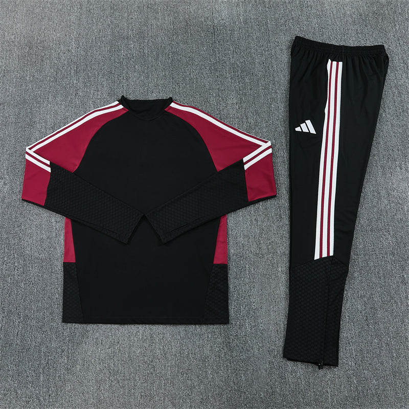 26 27 Arsenal Tracksuit