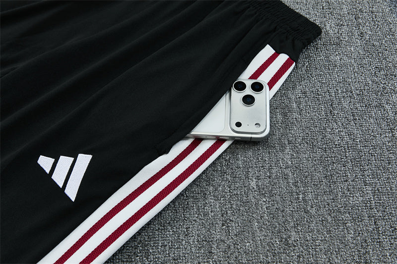 26 27 Arsenal Tracksuit