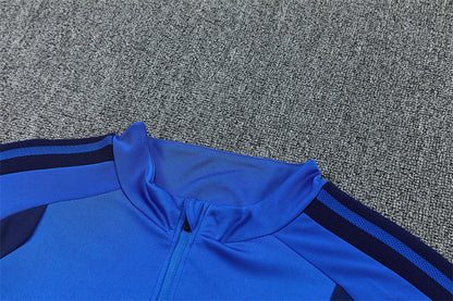26 27 Manchester United Tracksuit