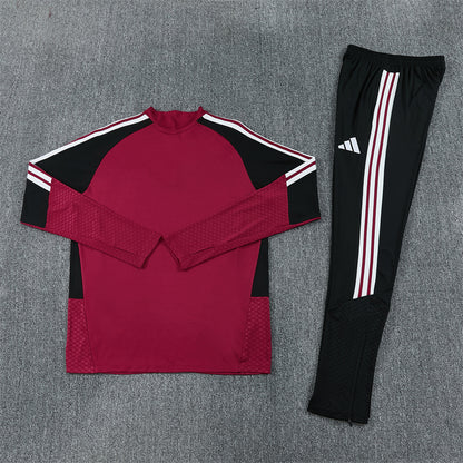 26 27 Arsenal Tracksuit