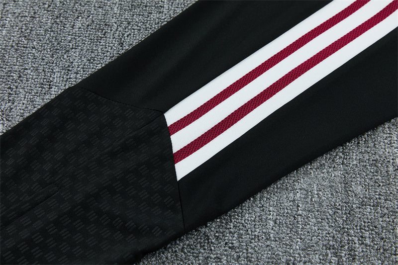 26 27 Arsenal Tracksuit