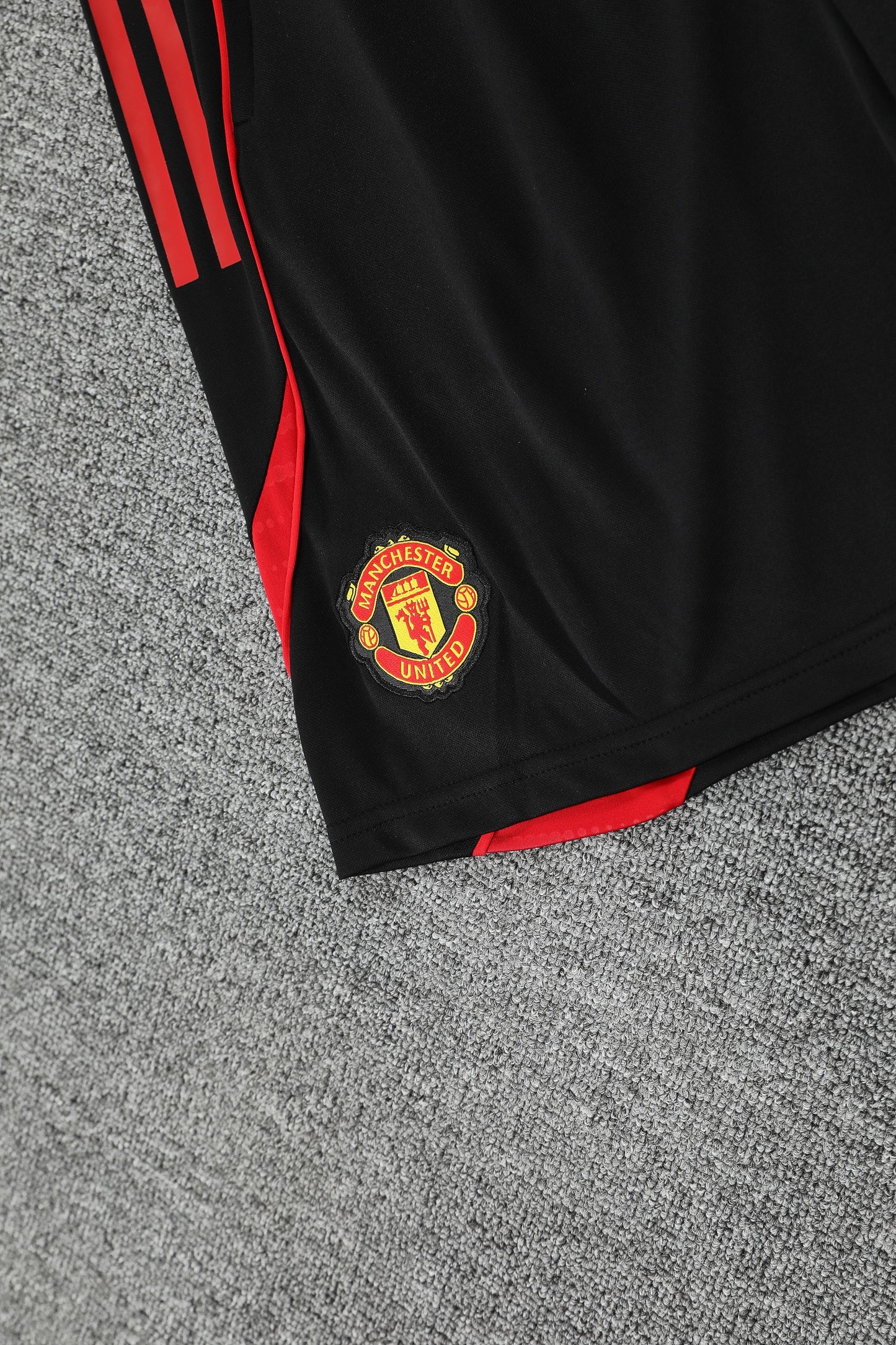 Manchester United  Sleeveless Training Kit white+red+black