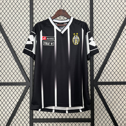 JUVENTUS 1998–1999 THIRD JERSEY