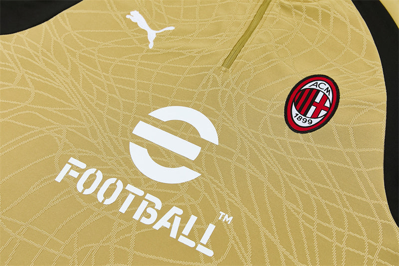 26 27 AC Milan Tracksuit