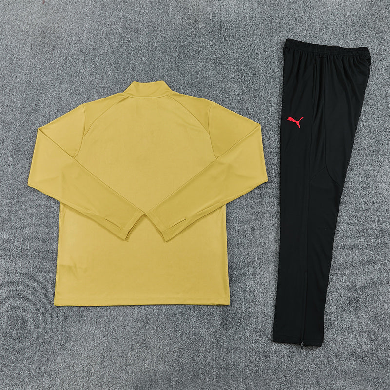 26 27 AC Milan Tracksuit