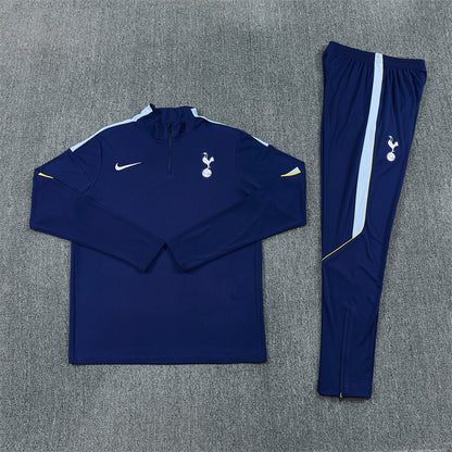 26 27 Tottenham Hotspur Tracksuit