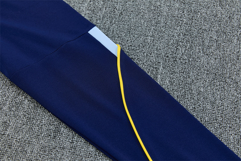 26 27 Tottenham Hotspur Tracksuit