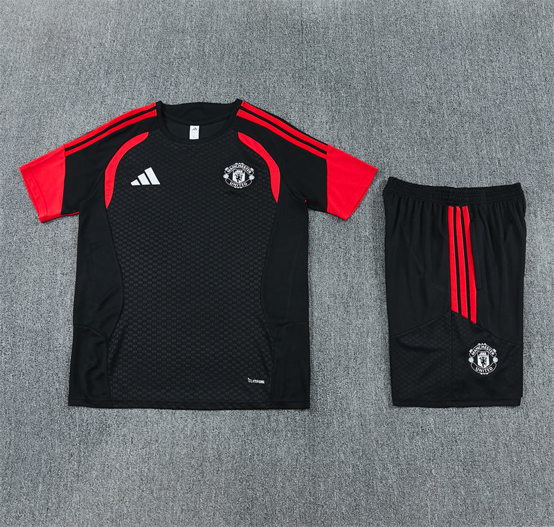 2627   Manchester United short sleeve Training Kit