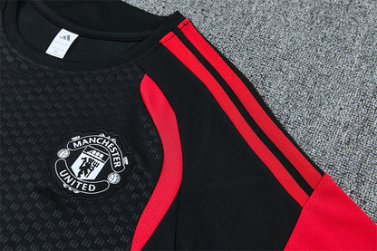 2627   Manchester United short sleeve Training Kit