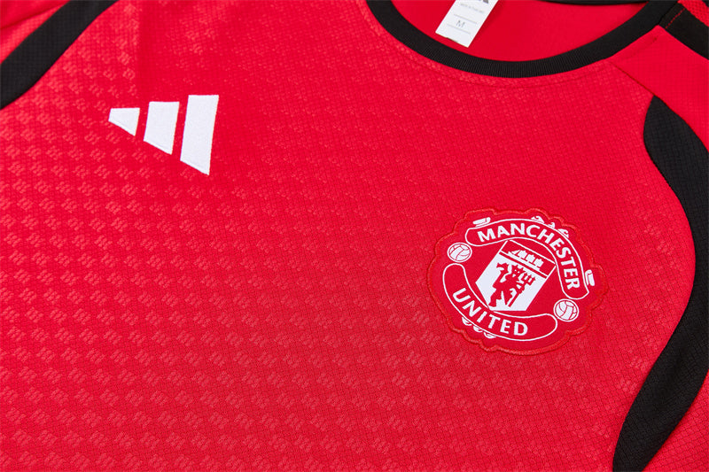2627   Manchester United short sleeve Training Kit