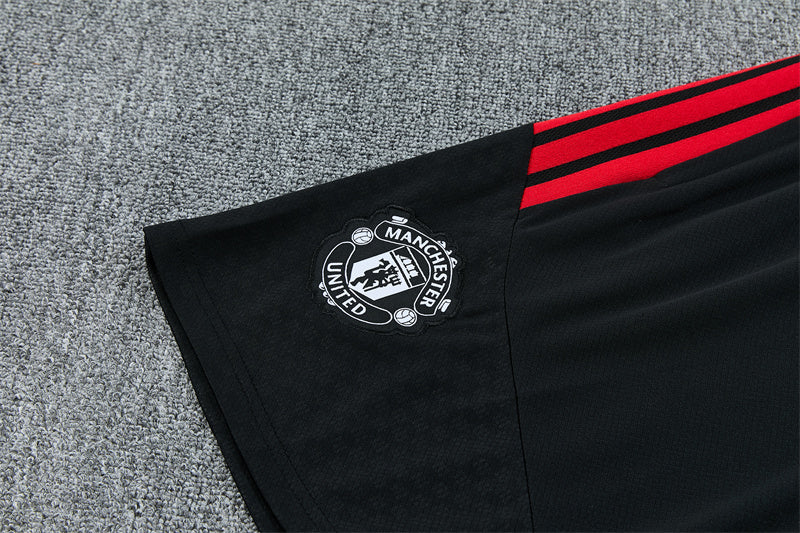 2627   Manchester United short sleeve Training Kit