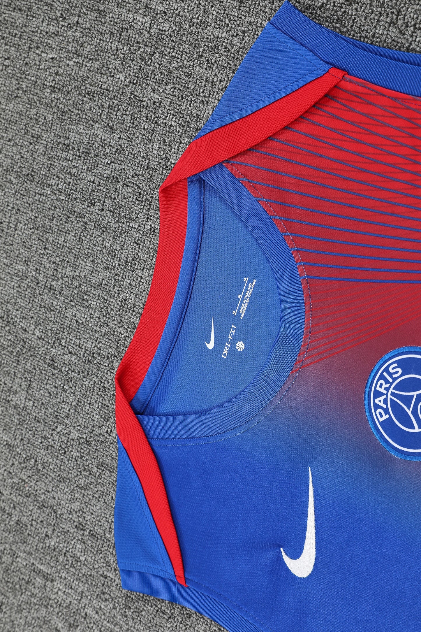 Paris Sleeveless Training Kit blue+red