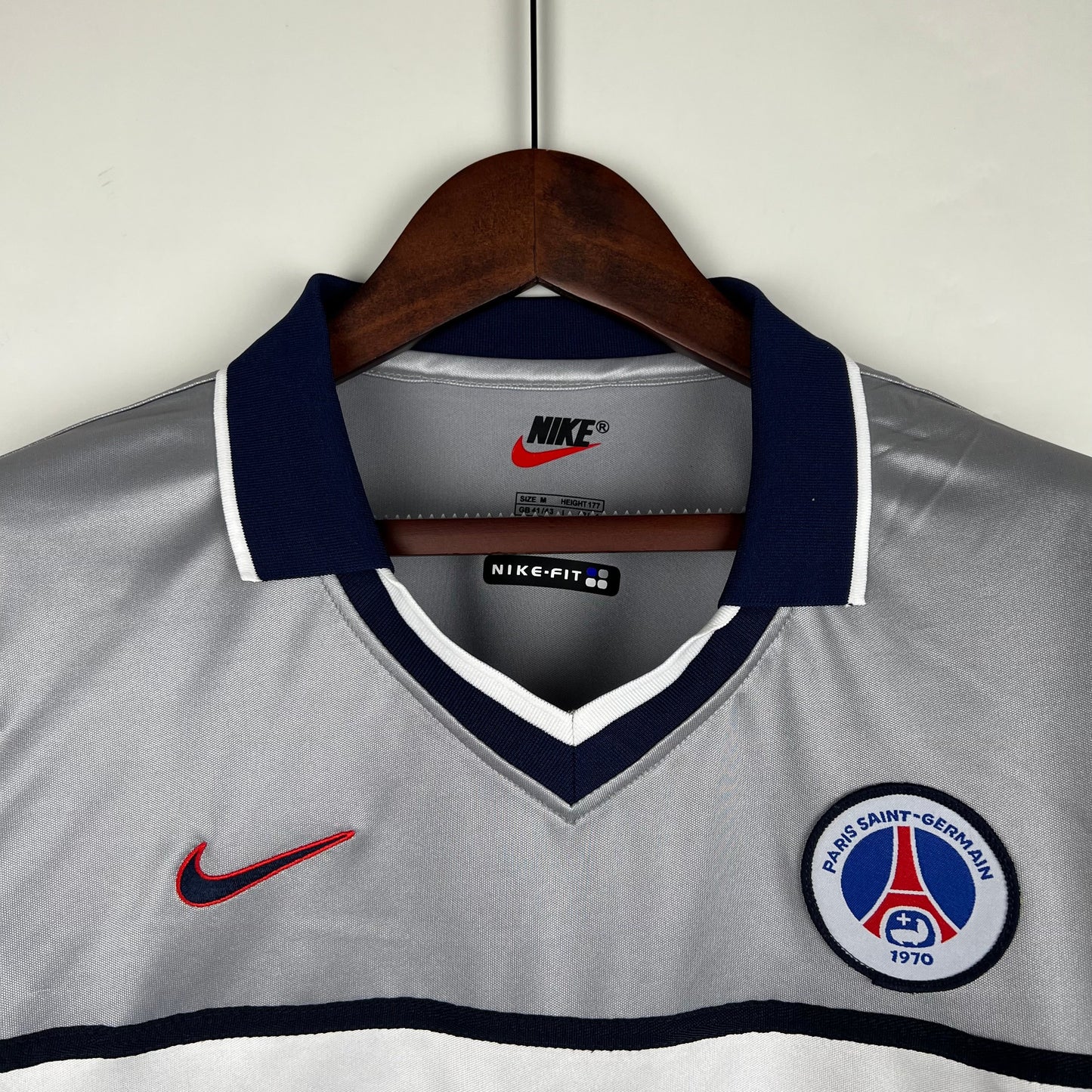 Paris Saint-Germain 1999 - 2000 AWAY JERSEY