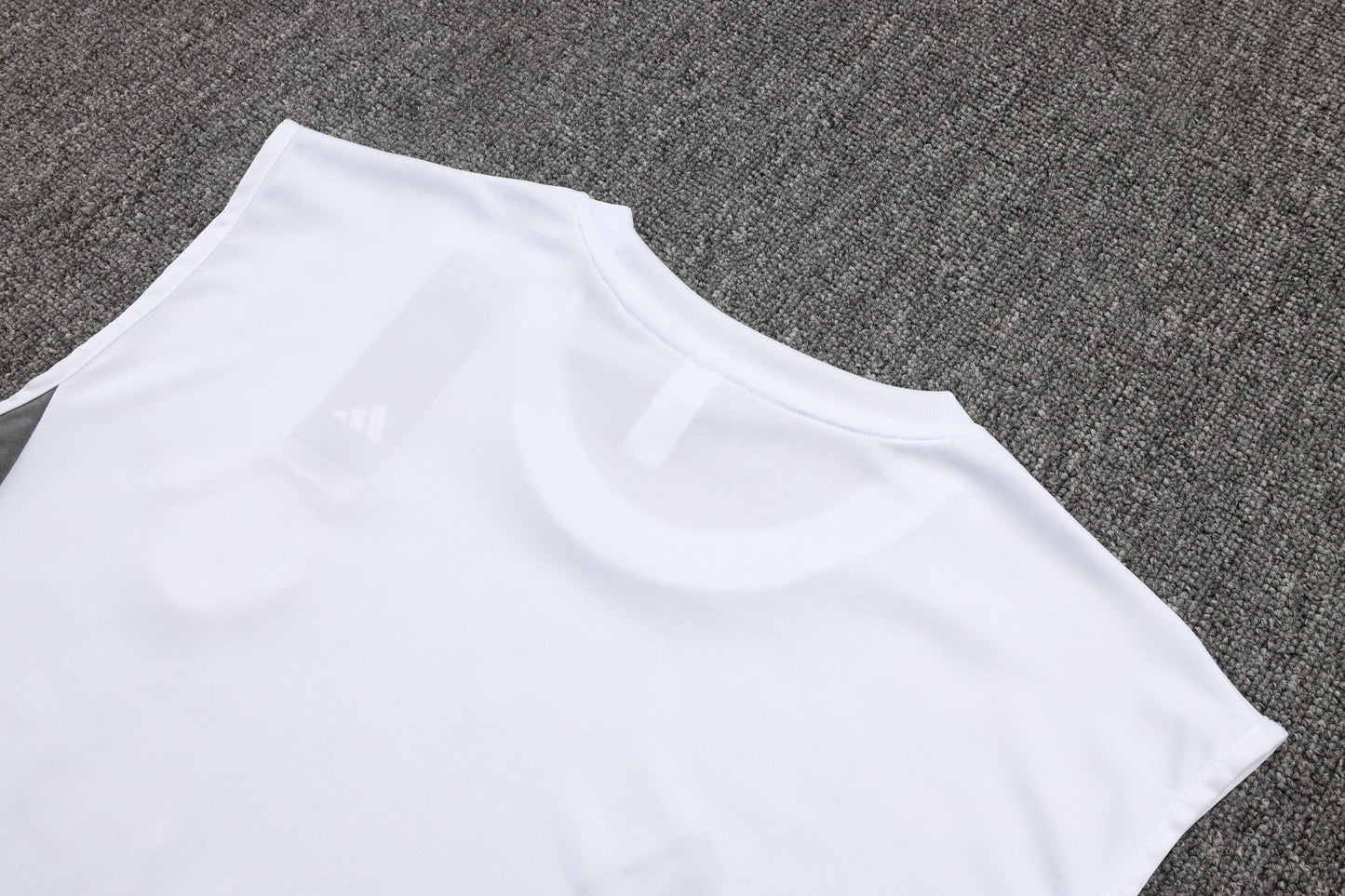 Inter Miami Sleeveless Training Kit - White/Grey/Black