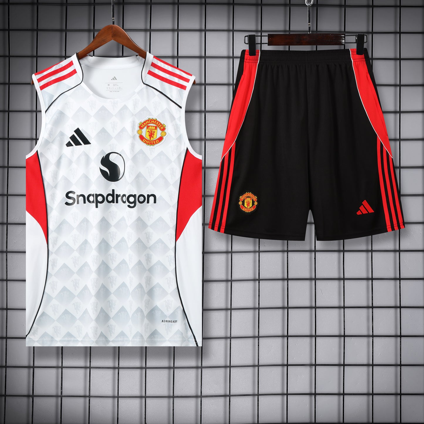Manchester United  Sleeveless Training Kit white+red