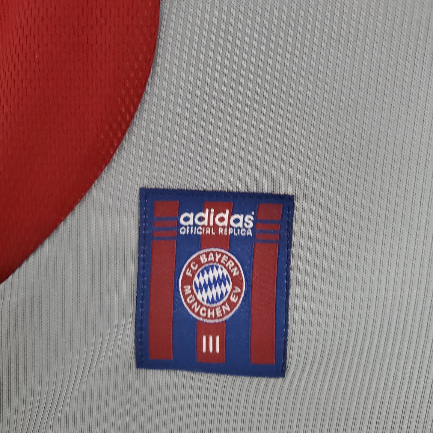 BAYERN MÜNCHEN 1998 - 1999 AWAY JERSEY