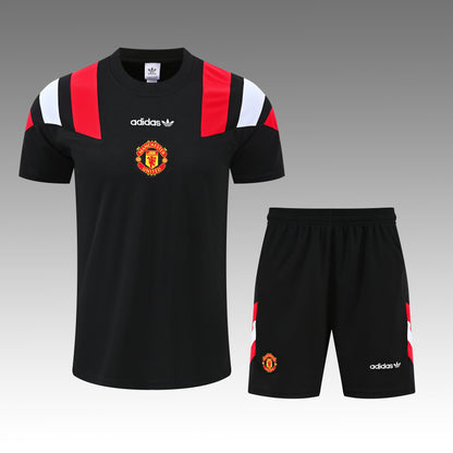 2627 Manchester United short sleeve Training Kit 1