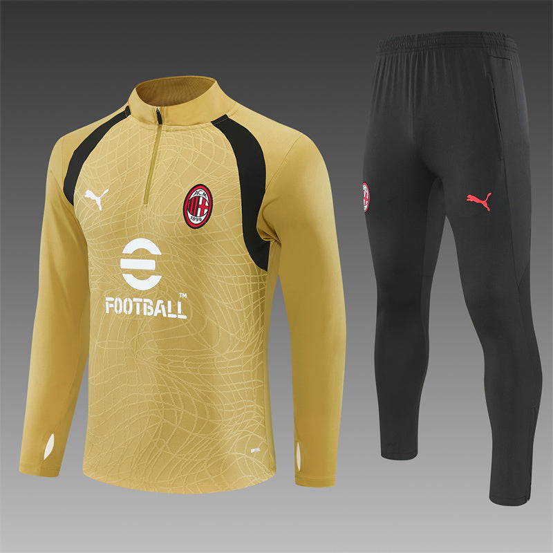 26 27 AC Milan Tracksuit