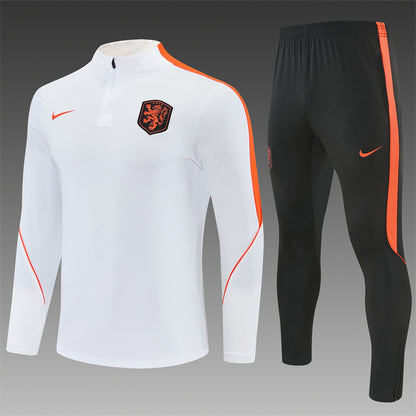 26 27 Netherlands Tracksuit 1