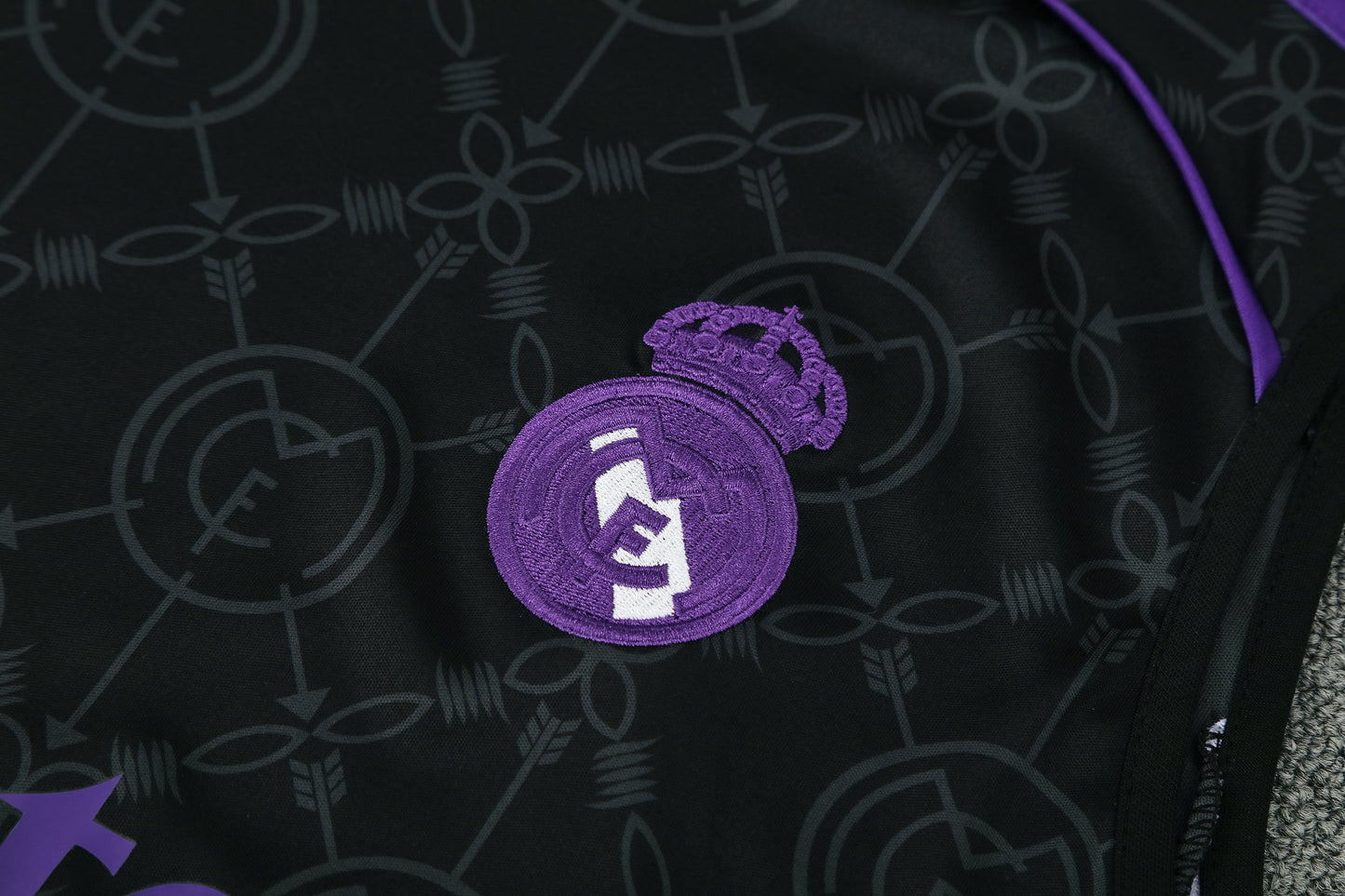 Real Madrid Sleeveless Training Kit - Black/Purple