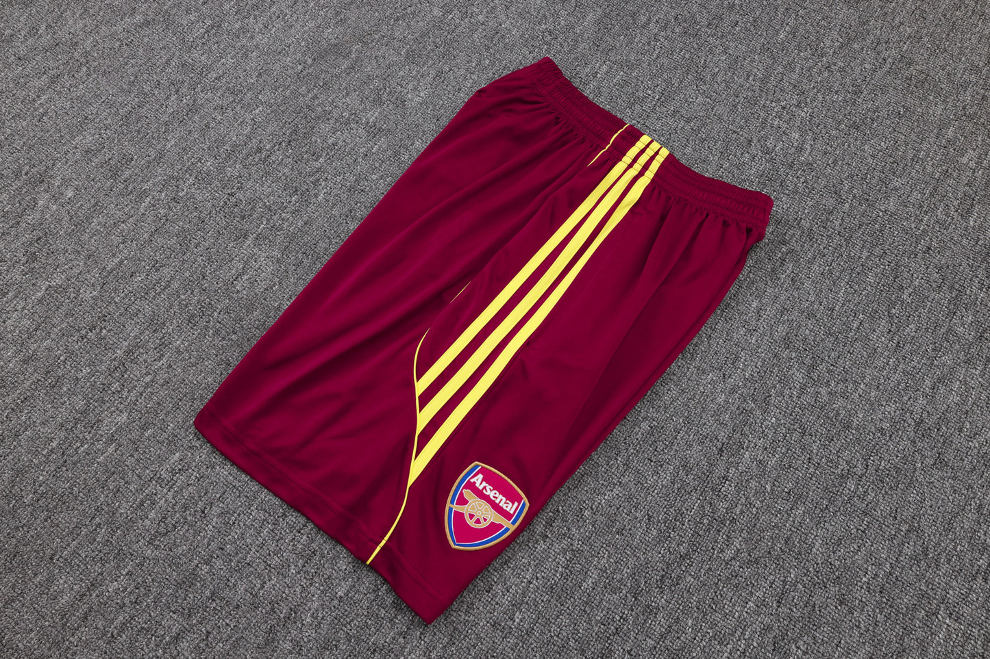 Arsenal Sleeveless Training Kit retro style red