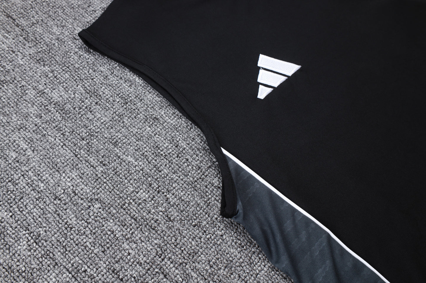 Ajax Sleeveless Training Kit - Black/Grey/White