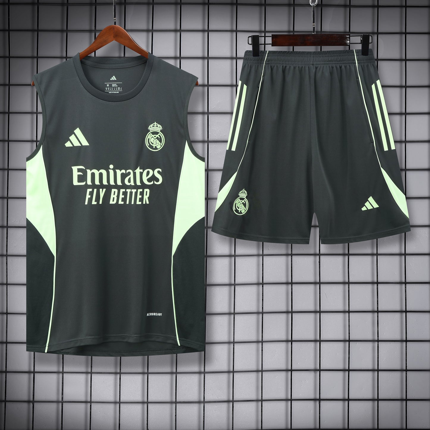 Real Madrid Sleeveless Training Kit grey