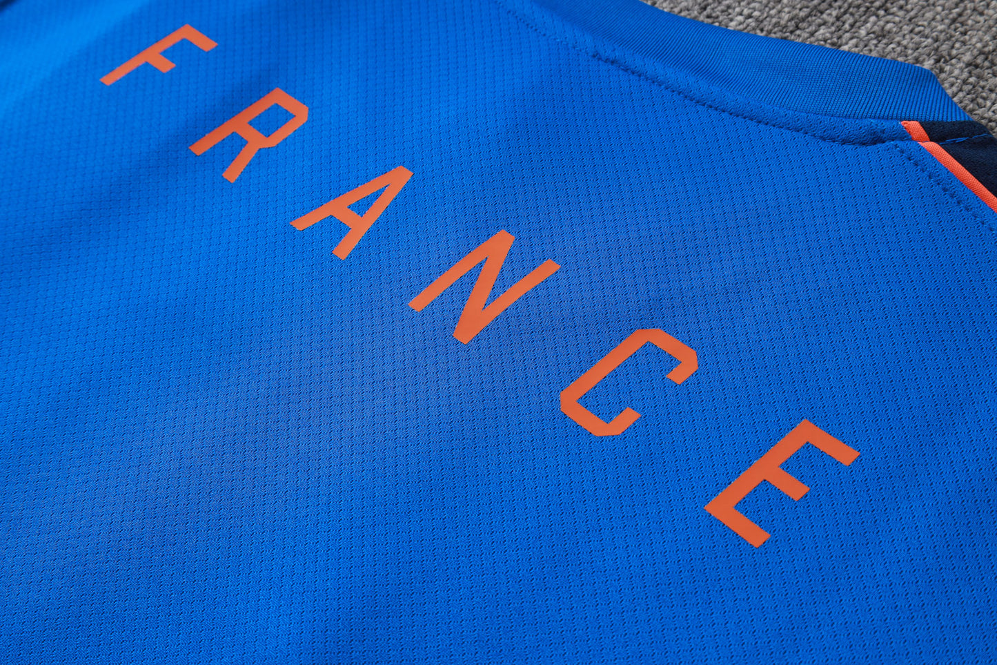France 2627 Sleeveless Training Kit