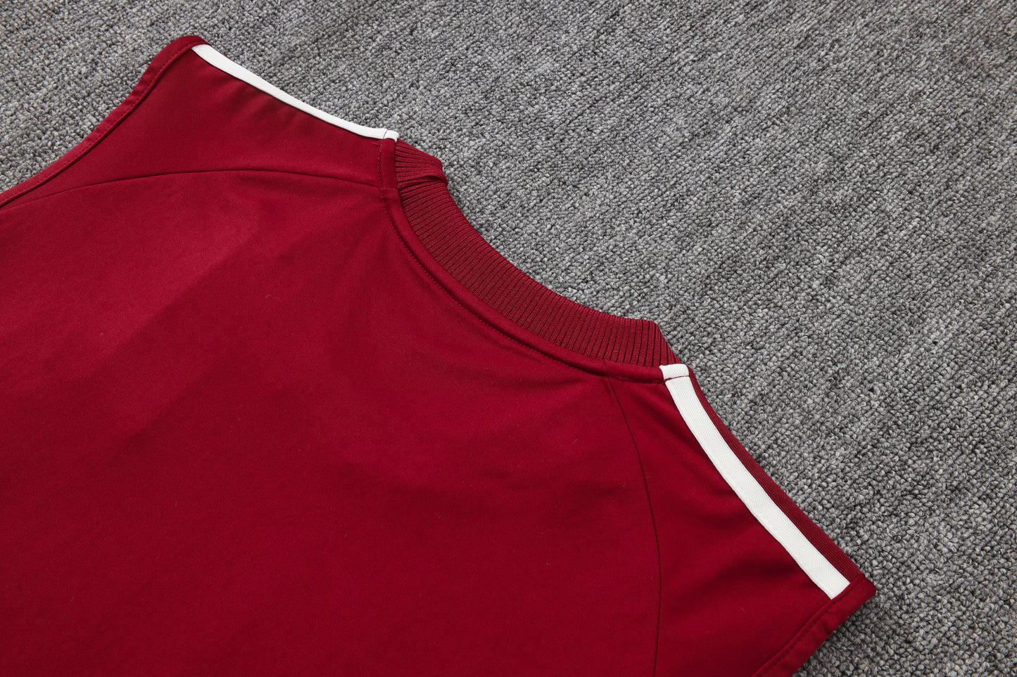Spain 2627 Sleeveless Training Kit